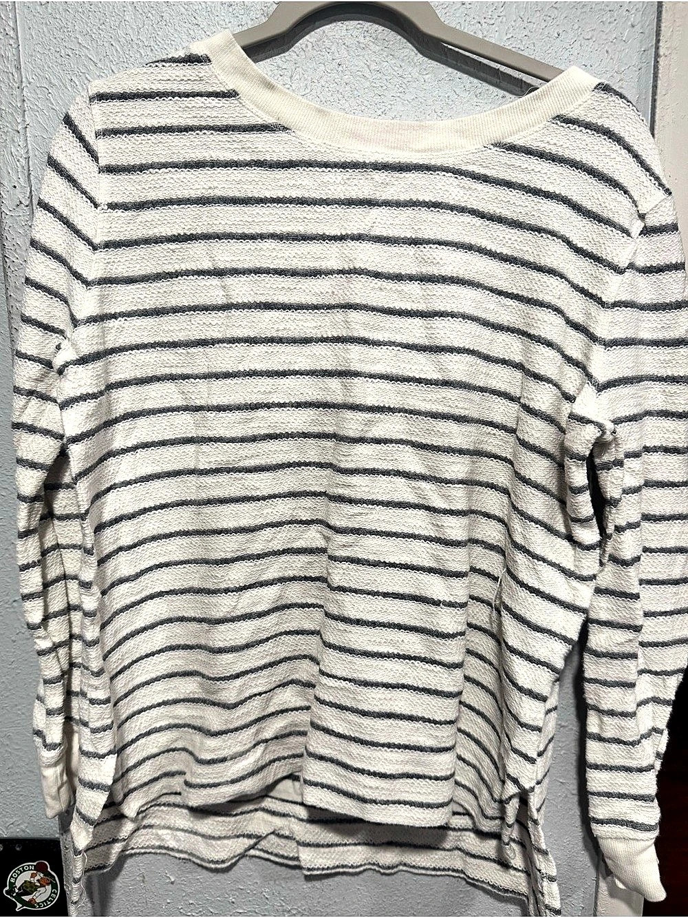 Lou & Grey Striped Crewneck Sweater in Cream & Black Size Medium